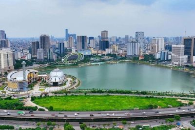 Mục tiêu tăng trưởng 2 con số của Hà Nội: Chuyển hóa quyết tâm chính trị thành thể chế minh bạch, thủ tục nhanh hơn, trách nhiệm rõ ràng hơn