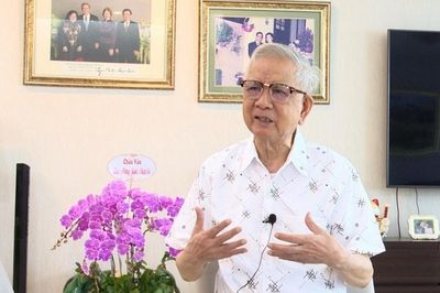 Từ ngoại giao hôm nay, nhớ đàm phán Hiệp định Paris ngày ấy!