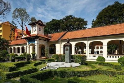 Trường chuyên gần 100 tuổi lớn nhất phía Nam, có 26 đời hiệu trưởng