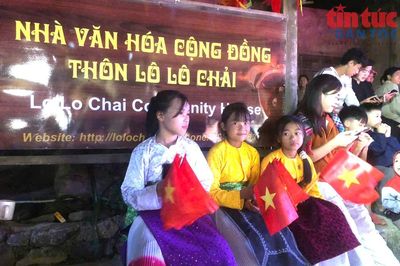 Từ mùa Thu độc lập đến Lũng Cú ngày mới