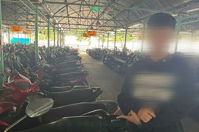 Mất tiền để ở cốp xe gửi ở sân bay Đà Nẵng, hành khách báo Công an liền biết thủ phạm