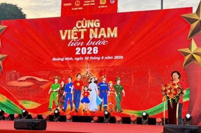 Quảng Ninh: Hơn 31.000 người tham gia chương trình đi bộ 'Cùng Việt Nam tiến bước'