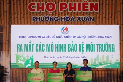 Mỗi gia đình ở Hòa Xuân là một 'hạt nhân xanh' bảo vệ môi trường