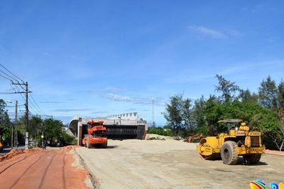 Gỡ vướng mặt bằng, đẩy nhanh thi công cầu Nghĩa Tự và đường dẫn