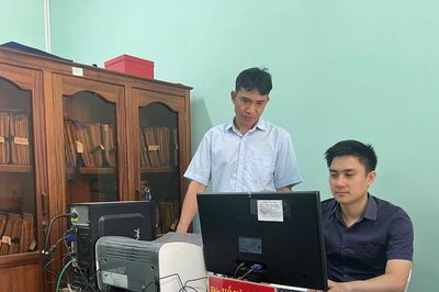 Rèn luyện cán bộ từ thực tiễn cơ sở