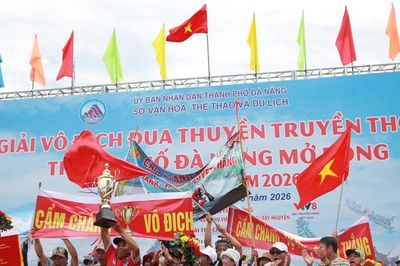 Phường Hòa Cường và phường Hòa Xuân đoạt giải Nhất đua thuyền truyền thống Đà Nẵng mở rộng 2026