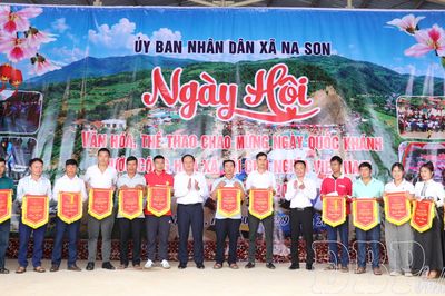 Ngày hội văn hóa, thể thao chào mừng Quốc khánh ở Na Son