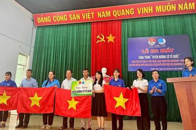 Xã Biển Hồ ra mắt “Tuyến đường cờ Tổ quốc” chào mừng Quốc khánh 2-9