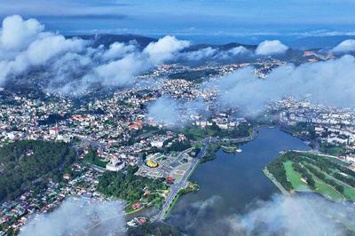 Nét đẹp văn hóa du lịch Lâm Đồng: Câu chuyện từ một chuyến bay