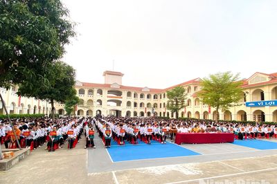 Trường THPT Kim Sơn B chính thức mang tên Trường THPT Trần Đại Quang từ ngày 1/9/2026