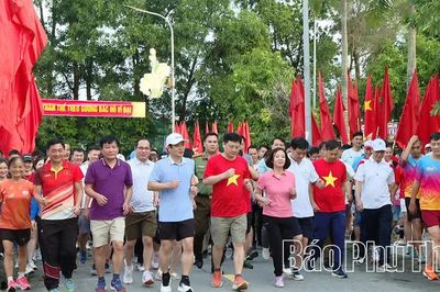 Phường Nông Trang hưởng ứng sự kiện “Cùng Việt Nam tiến bước” năm 2026