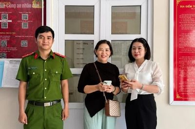 Trả lại tiền chuyển nhầm: trách nhiệm và sự trung thực