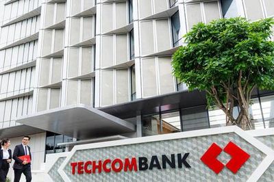 Thanh khoản bùng nổ 39 triệu đơn vị, cổ phiếu TCB (Techcombank) hút dòng tiền từ kỳ vọng vốn ngoại