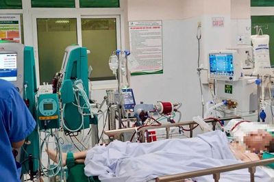 Chạy đua với thời gian cứu nam thanh niên 25 tuổi suy đa cơ quan nguy kịch
