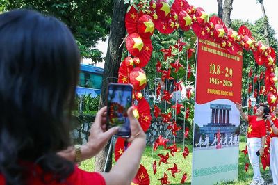 Phố Kim Mã thành điểm check-in rực rỡ dịp Quốc khánh