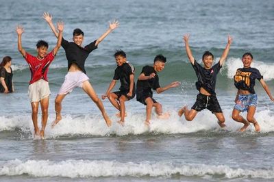 Cảnh đông đúc trên biển Vũng Tàu