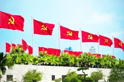 Tỉnh táo trước luận điệu đối lập giữa chủ nghĩa xã hội và tinh thần dân tộc
