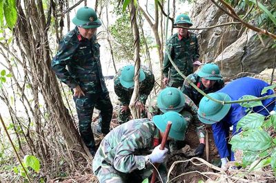 Giữa mây ngàn Khe Sanh