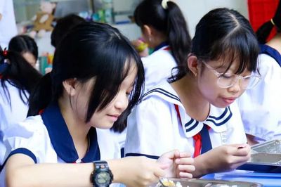 [VIDEO] Hà Nội siết quy định bán trú sau sáp nhập trường học để đảm bảo dinh dưỡng