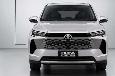 [GALLERY] Toyota Innova 2027 lộ diện, đầu xe 'ngầu' hơn phong cách Hilux mới