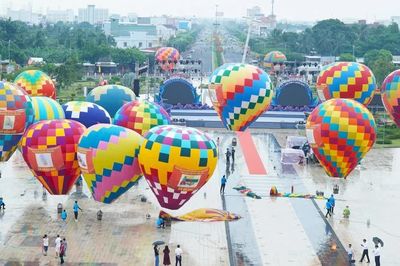 Cận cảnh khinh khí cầu lớn nhất Việt Nam bay ở Cà Mau