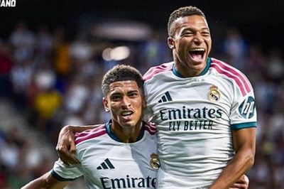 Kết quả bóng đá La Liga hôm nay: Real Madrid thắng đậm Malaga 4-0, Mourinho khởi đầu hoàn hảo