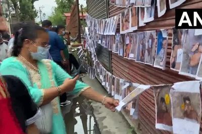 Nepal an táng hàng trăm nạn nhân lũ quét chưa rõ danh tính
