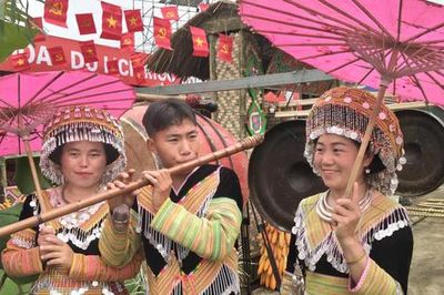 Sôi động Tuần Văn hóa Du lịch Mộc Châu