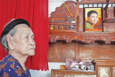 Tết Độc lập, mẹ vẫn ngóng con