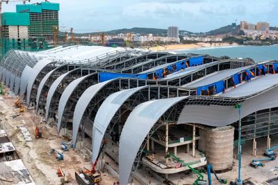 Thi công xuyên kỳ nghỉ lễ trên đại công trường ở Phú Quốc