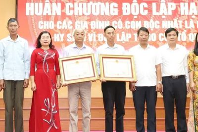 Chuyện đặc biệt về hai gia đình có con độc nhất hy sinh vì Tổ quốc