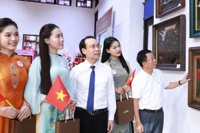 Đánh thức mốc son lịch sử giữa lòng ga Hà Nội