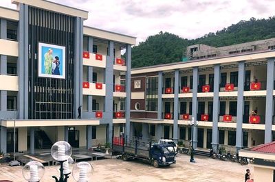 Vùng biên Thanh Hóa dọn trường xuyên lễ, chờ ngày đón học sinh