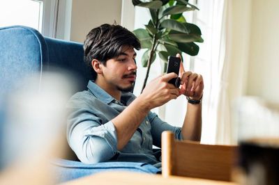 Căn bệnh 'mù trách nhiệm' của những ông bố U40