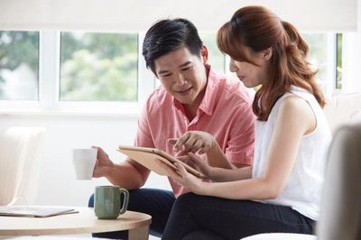 Ở chung một nhà nhưng 'tiêu tiền hai túi'