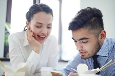 Tử vi 4 cung hoàng đạo nữ vừa cuốn hút, đào hoa nhưng dễ gặp trắc trở trong tình duyên