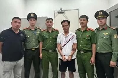 Bắt đối tượng truy nã về ma túy tại sân bay Nội Bài
