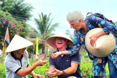 Phát huy giá trị bản địa phát triển du lịch bền vững