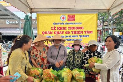 “Cô đi đâu, tụi tui theo đó”