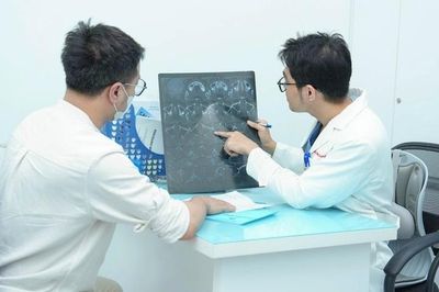 Người đàn ông 32 tuổi 3 lần tái phát ung thư tuyến giáp