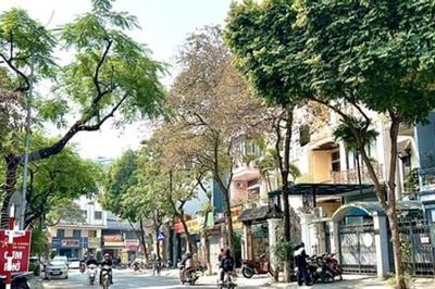 Hà Nội nắng nóng, chiều tối mưa rào