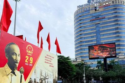 Phường Văn Miếu - Quốc Tử Giám rực rỡ cờ hoa chào mừng Tết Độc lập