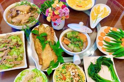 10 mâm cơm gia đình nấu vội nhưng bổ dưỡng, đẹp mắt để quây quần ngày nghỉ lễ 2/9