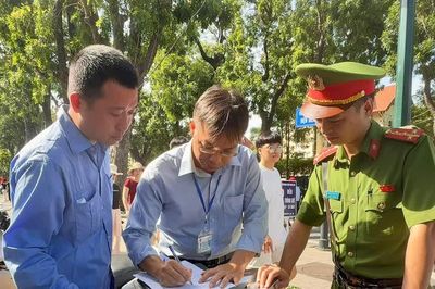 Thu phí 'quá giá' dịp 2-9, chủ bãi xe bị phạt 7,5 triệu đồng