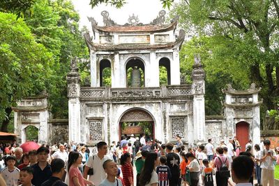 Du khách nô nức 'check-in' Hà Nội dịp 2/9