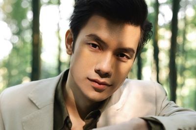 Mỹ nam cao 1,81 m vừa cầu hôn Khả Ngân là ai?