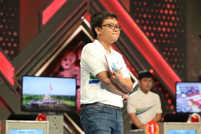 Nhà vô địch Olympia: 'Sách giấy là nơi bộ não được nghỉ ngơi'