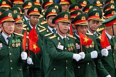 Quy định mới về tiền lương, chế độ trợ cấp đối với sĩ quan nghỉ hưu trước hạn tuổi
