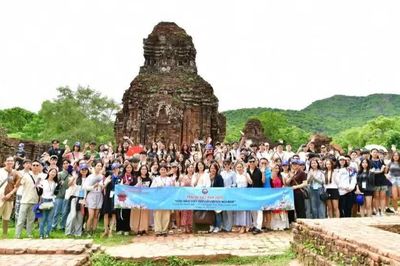 Mở rộng cánh cửa đón sinh viên quốc tế