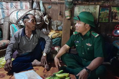 Người đàn ông Lào và những tấm phiếu góp lương cho cách mạng Việt Nam